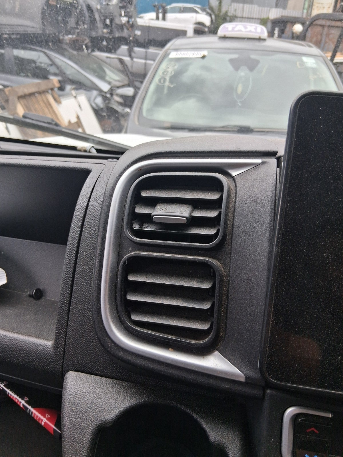 2023 FIAT DUCATO MK3 NS PASSENGER SIDE DASH MIDDLE AIR VENT