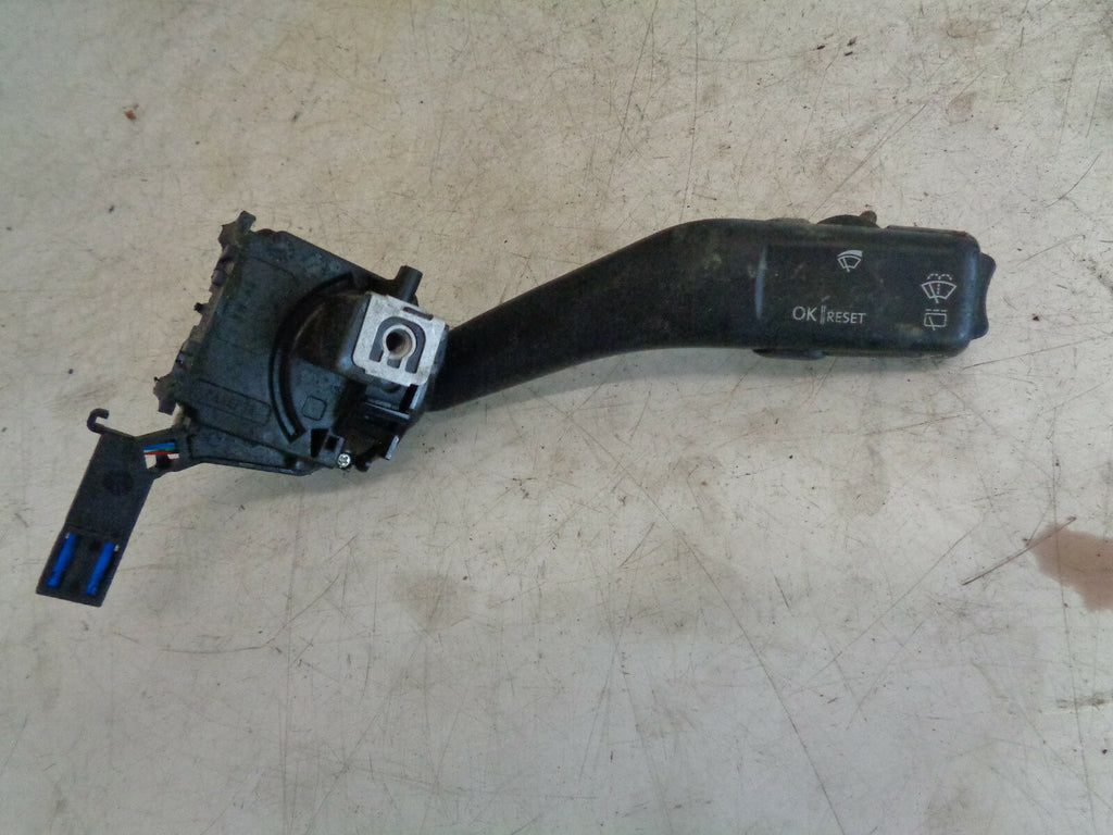 SEAT LEON 2007 FRONT WINDSCREEN WASHER STALK ONLY 1K0953519A