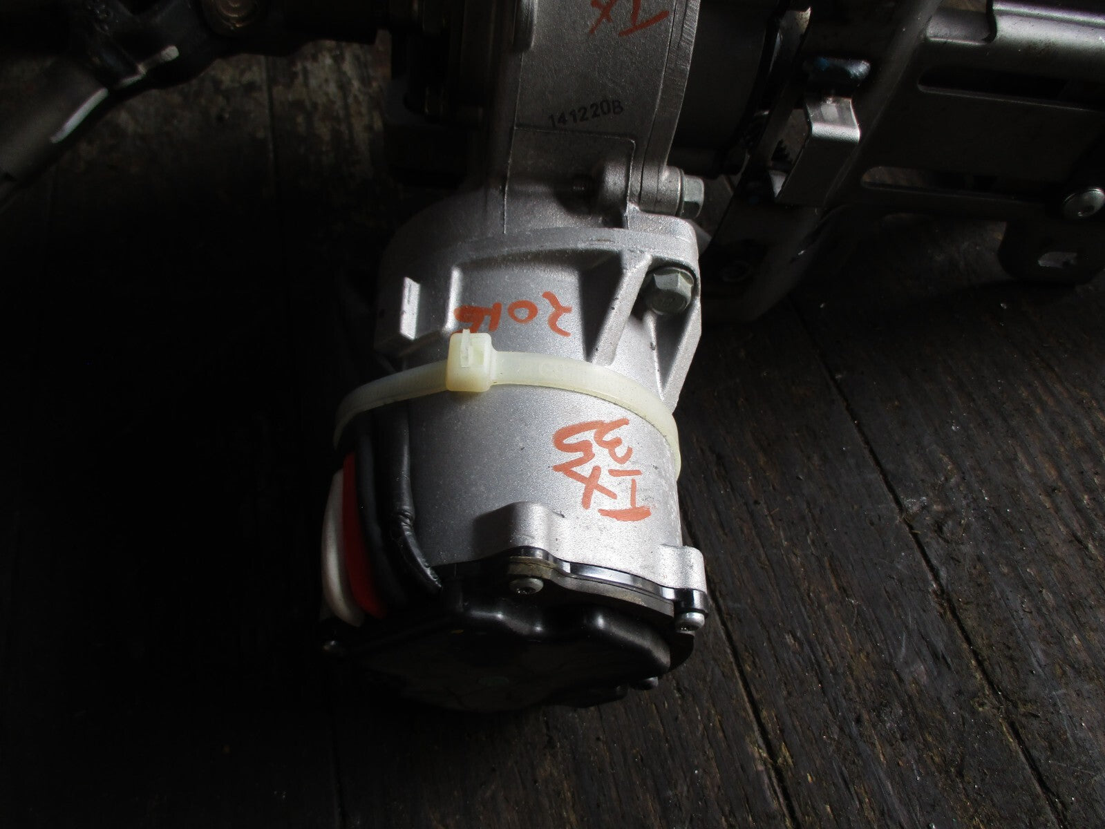 HYUNDAI IX35 2015 ELECTRIC POWER STEERING COLUMN 563002Y721