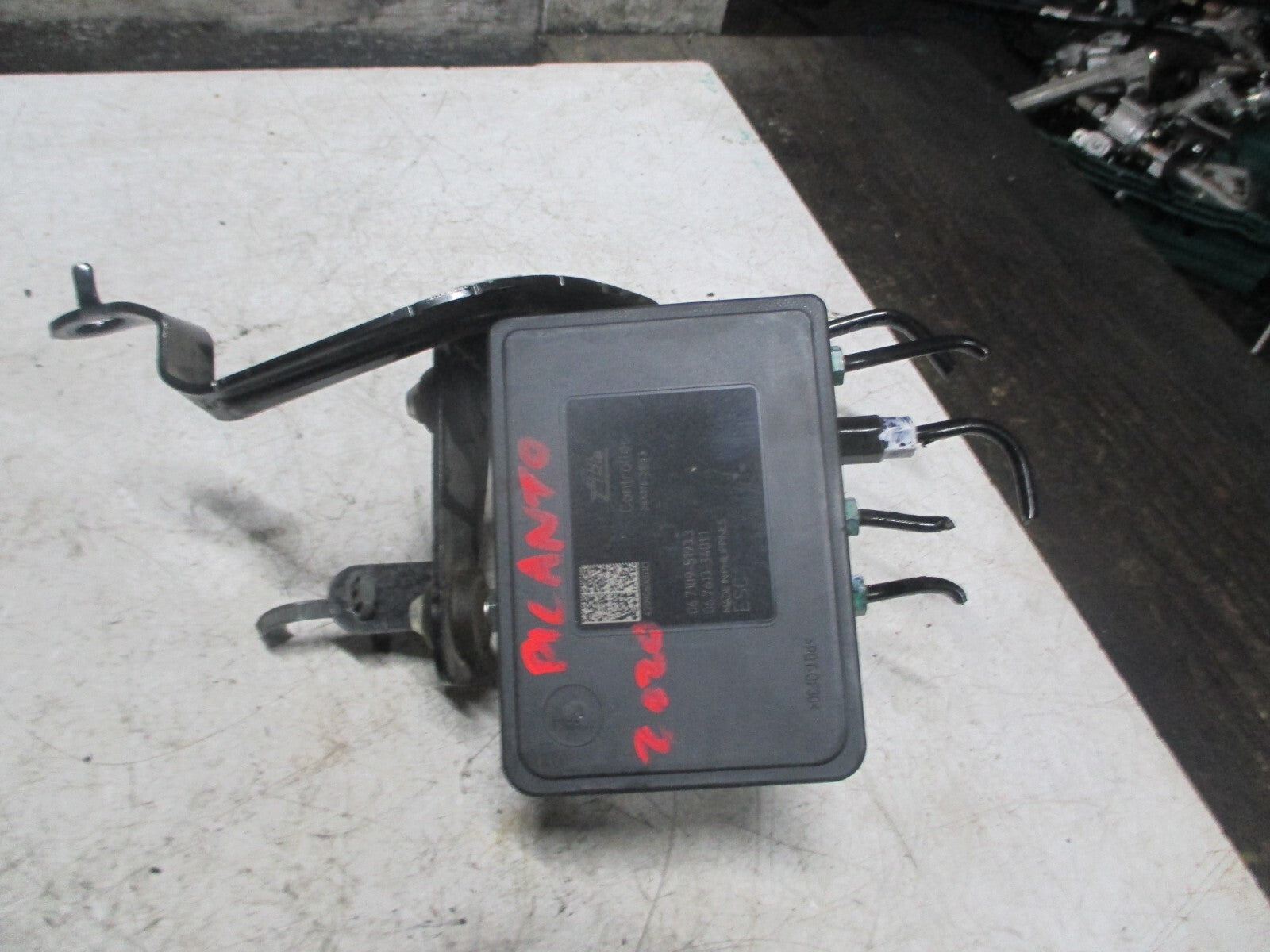 KIA PICANTO MK3 2020 1.0 PETROL ABS PUMP MODULATOR 58900G6970