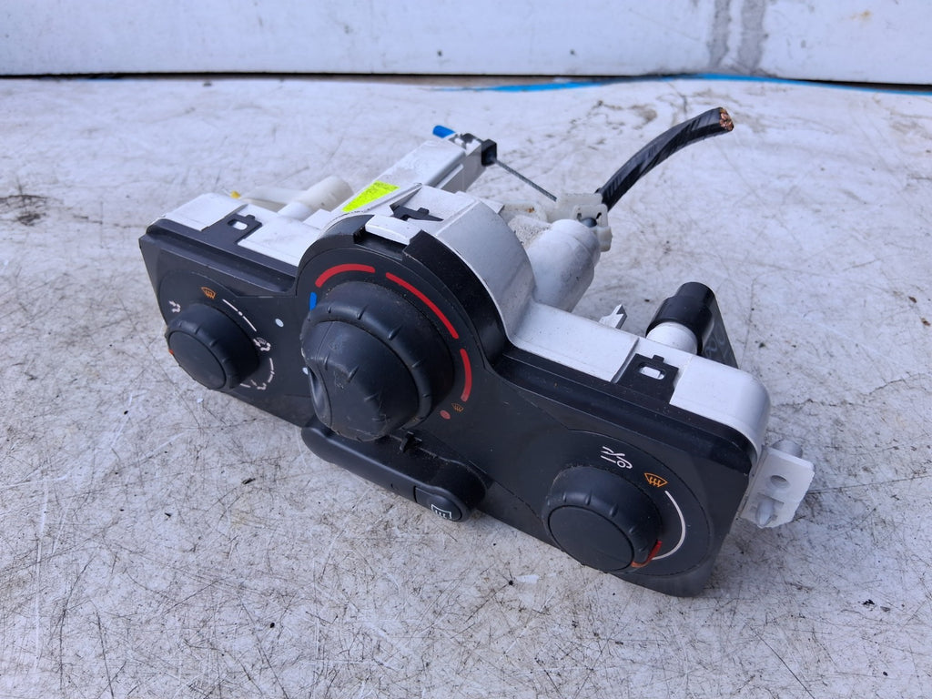 2008 RENAULT CLIO MK3 HEATER CONTROL CLIMATE PANEL