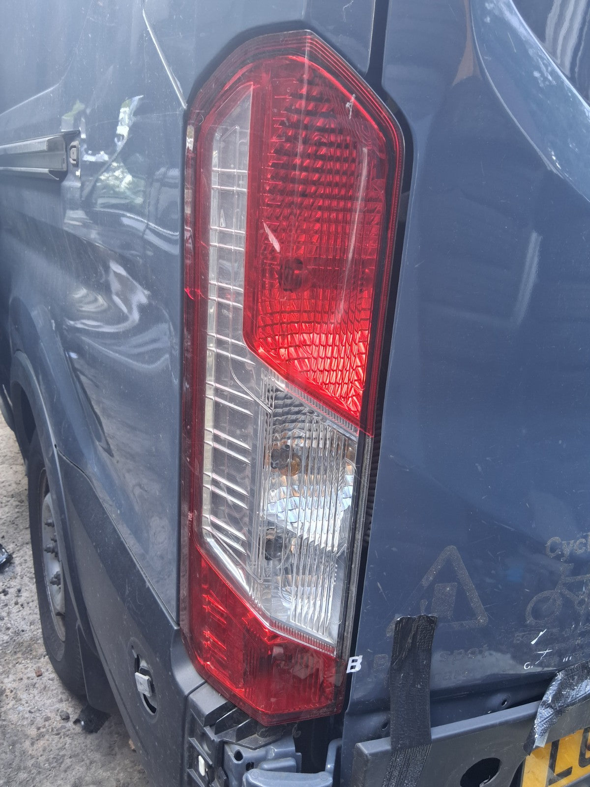 2021 FORD TRANSIT MK8 350 NSR PASSENGER SIDE REAR TAIL LIGHT LAMP