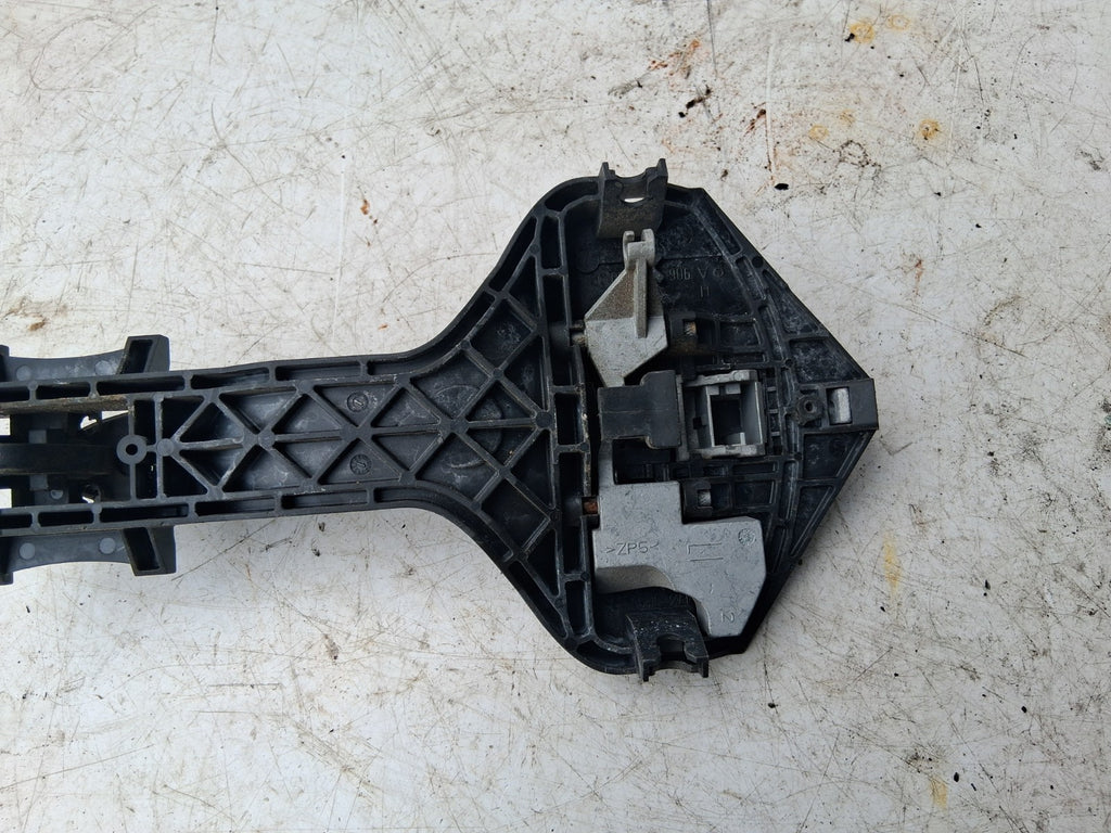 2010 MERCEDES BENZ SPRINTER W906 NSF PASSENGER SIDE FRONT LEFT DOOR HANDLE