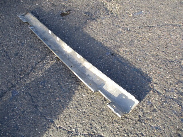 MERCEDES BENZ E CLASS W212 2012 OS DRIVER SIDE SKIRT PANEL A2126900840