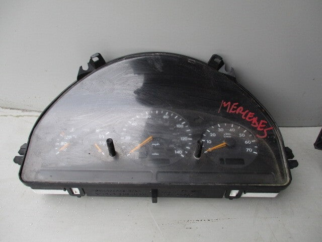MERCEDES BENZ ML W163 2000 PETROL SPEEDO SPEEDOMETER CLUSTER A1635400811