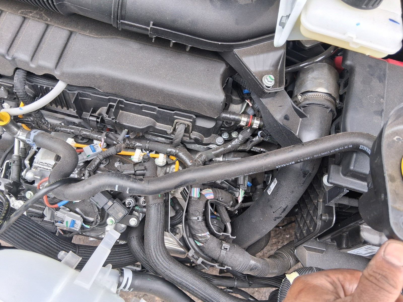 2024 RENAULT TRAFIC X82 2.0 DIESEL DCI OIL FILLING PIPE 8200795333