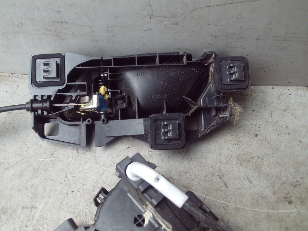 2021 CITROEN C4 MK3 OSR DRIVING SIDE REAR RIGHT SIDE DOOR LOCK HATCH 9832797680