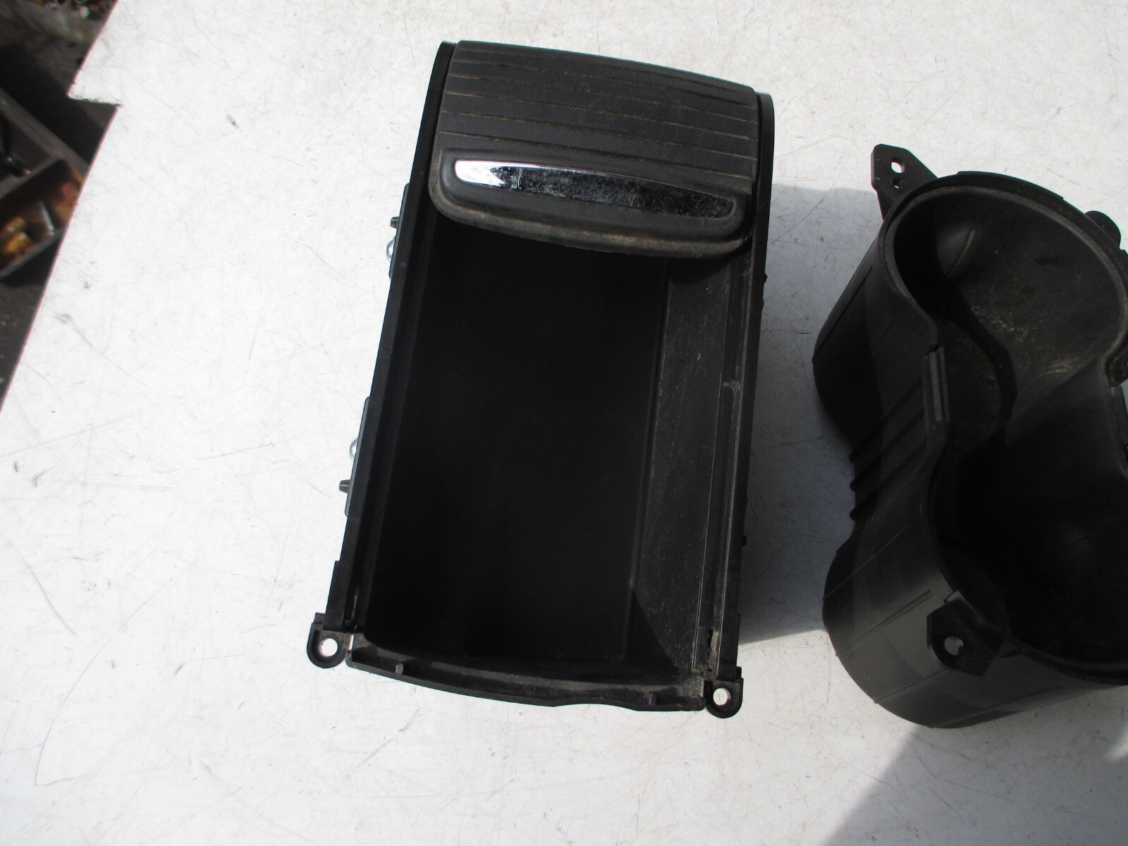 VAUXHALL MOKKA 2013 CENTRE CONSOLE TRAY CUP HOLDER SLIDING TRIMAVF45423 95187295