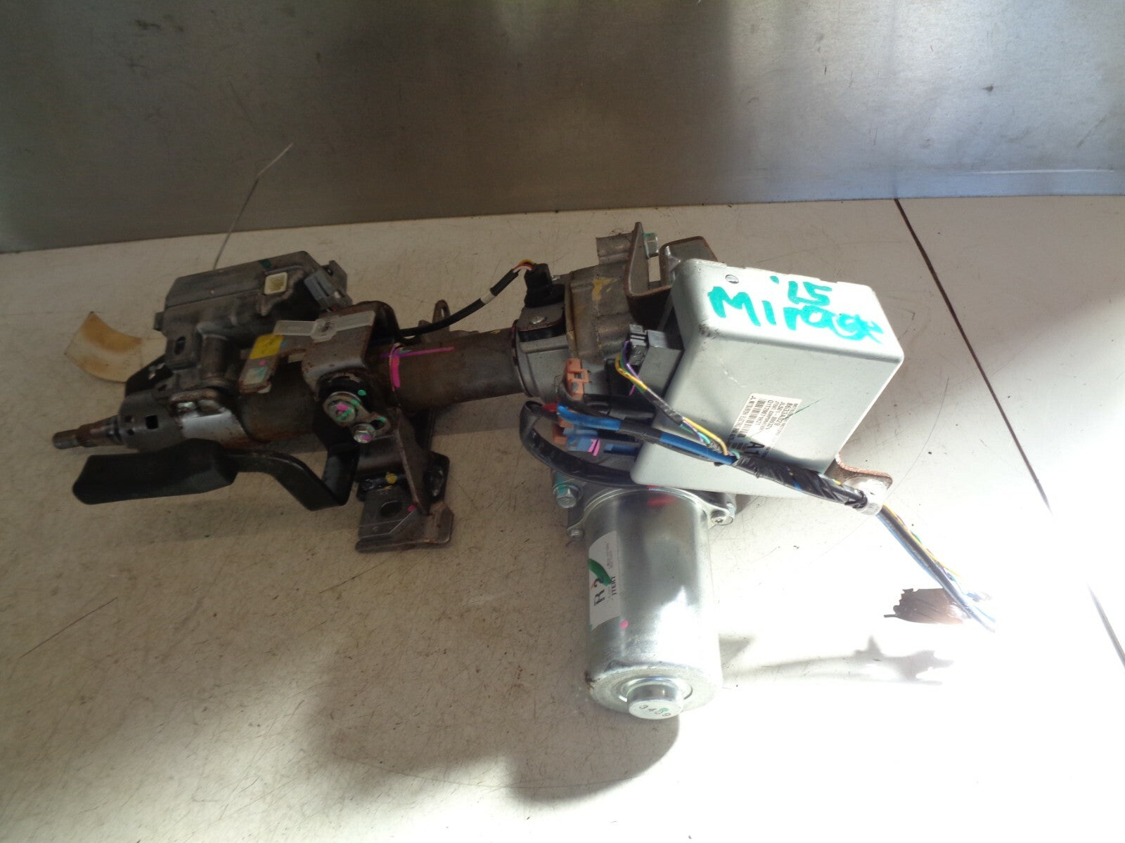 MITSUBISHI MIRAGE 2 MK6 2015 ADJUSTABLE POWER STEERING COLUMN MOTOR 8633A029