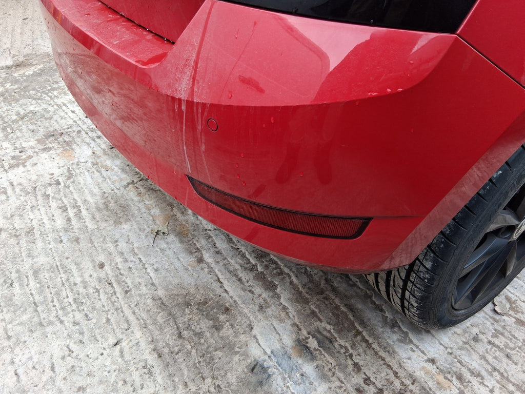 2019 SKODA FABIA MK3 NJ HATCHBACK COMPLETE REAR BUMPER RED
