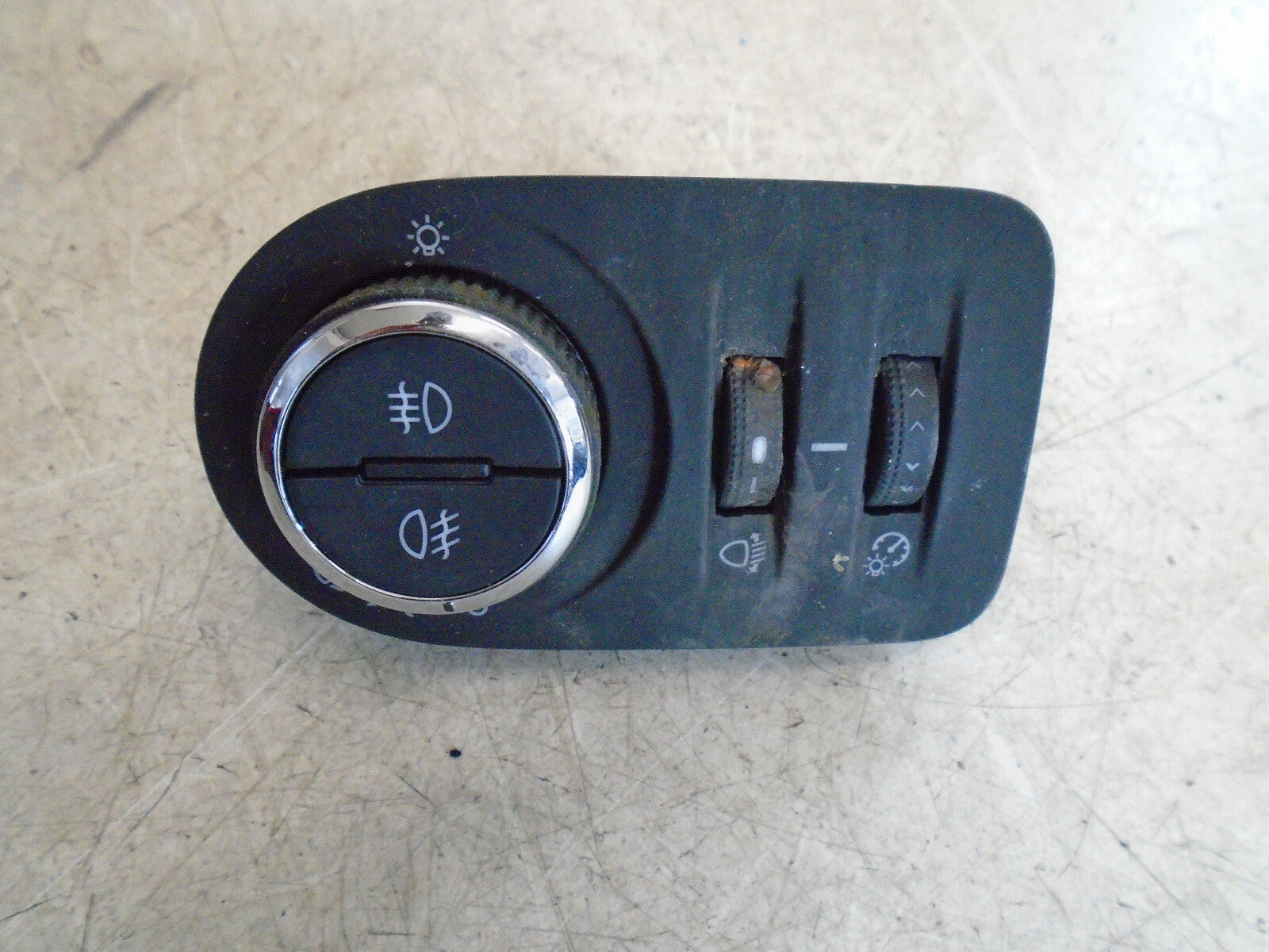 VAUXHALL CORSA D 2013 HEADLIGHT SWITCH WITH FOG LIGHTS 13310335