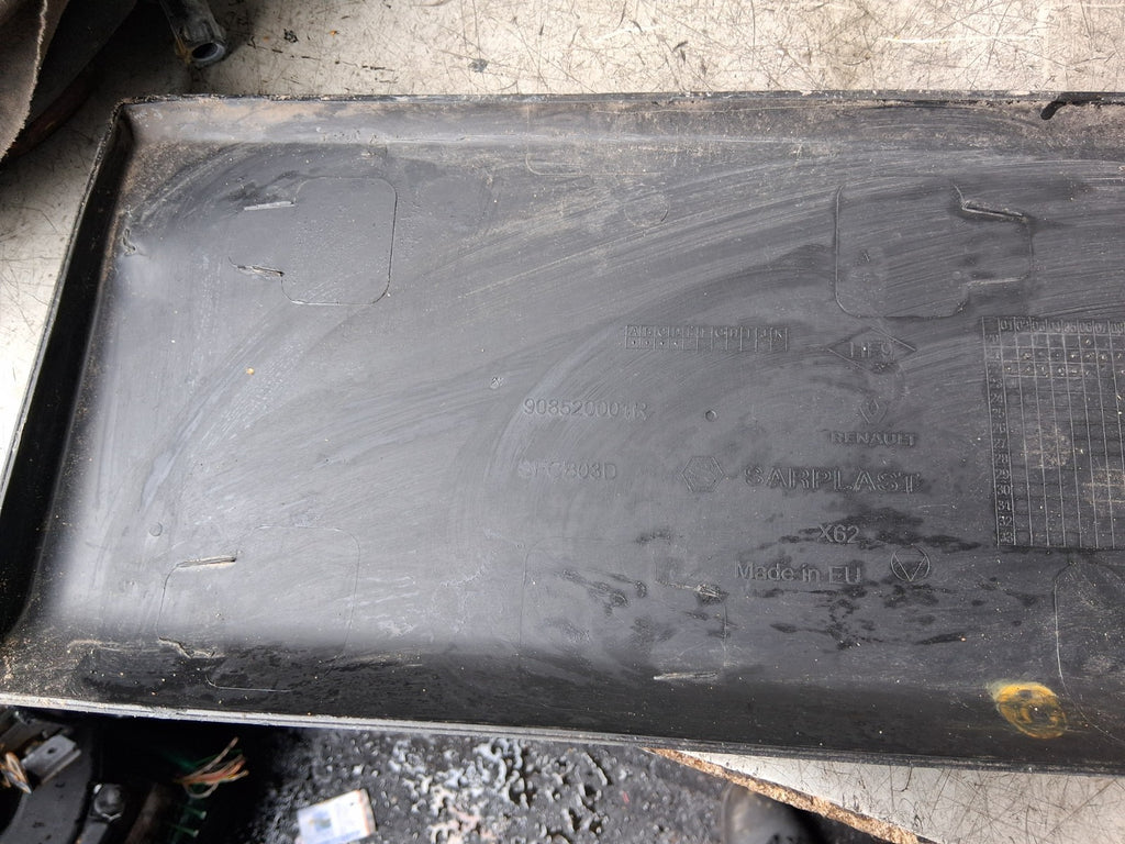 2023 RENAULT MASTER MK3 OSR DRIVER SIDE REAR RIGHT DOOR TRIM MOULDING 908520001R