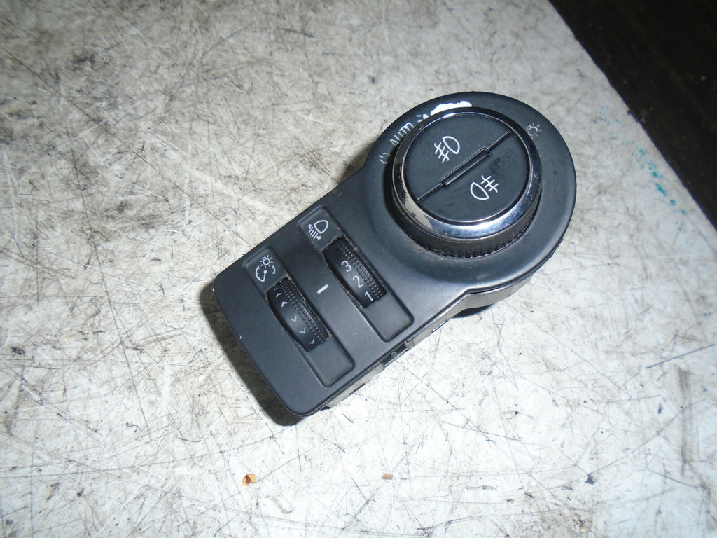 VAUXHALL INSIGNIA MK1 2012 HEADLIGHT CONTROL SWITCH 13268694