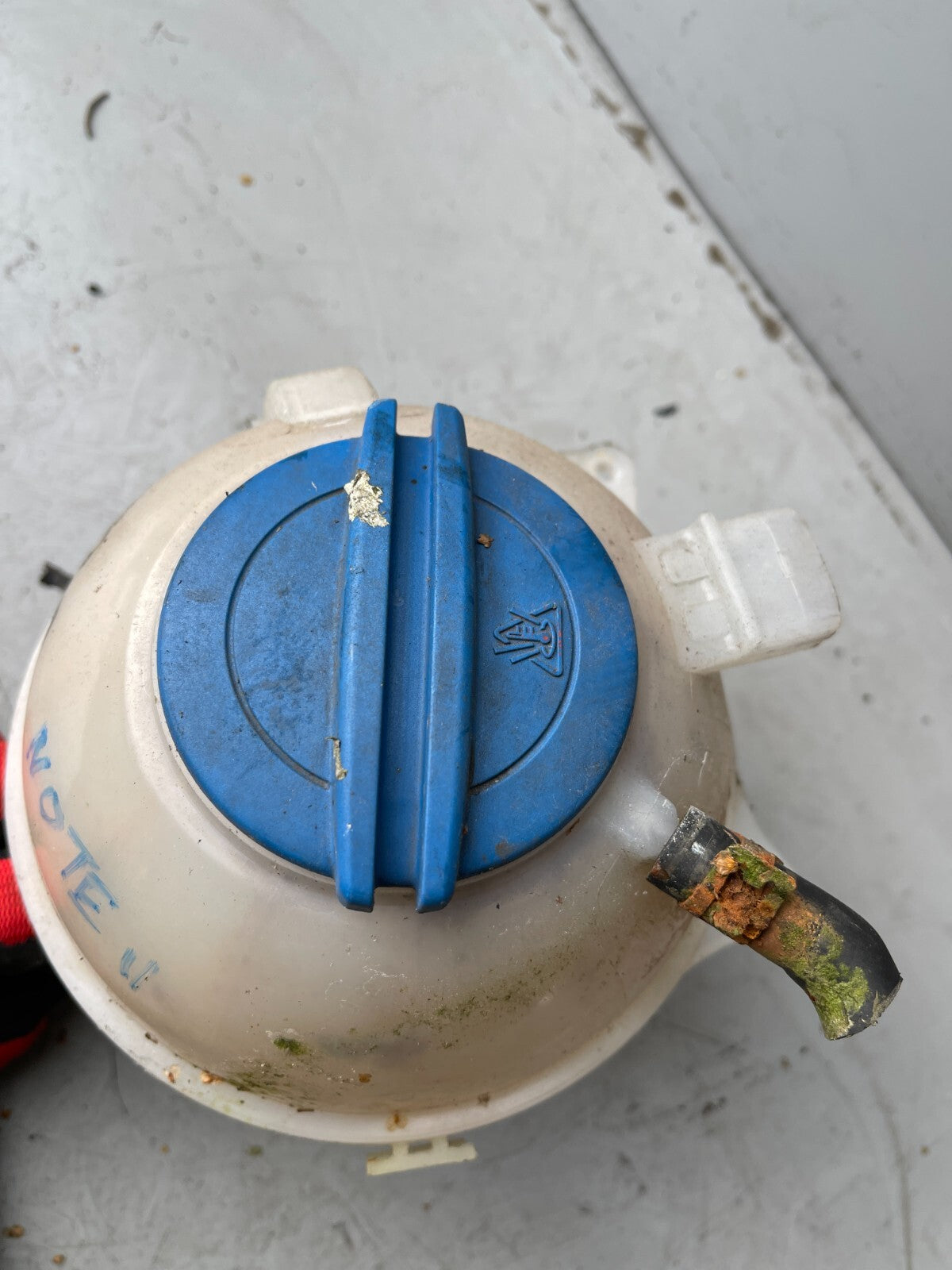 2011 NISSAN NOTE COOLANT WATER EXPANSION TANK