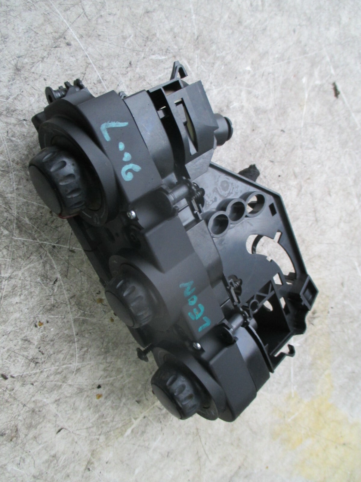 SEAT LEON MK2 2007 HEATER AC CLIMATE CONTROL SWITCH PANEL