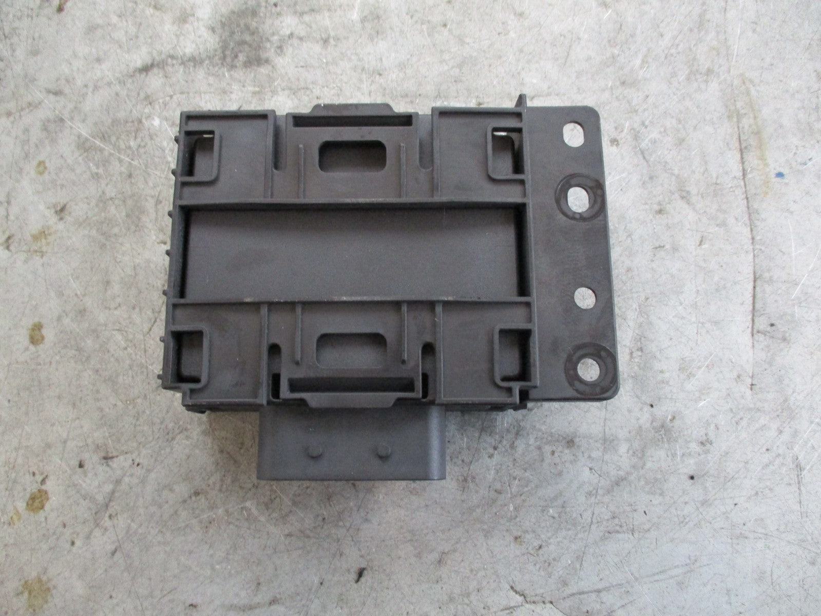 VOLKSWAGEN GOLF 5K (MK6) VOLTAGE STABILISER CONTROL MODULE 3AA919041A
