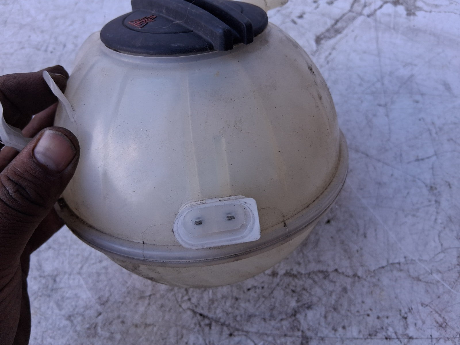 2016 AUDI Q3 COOLANT WATER EXPANSION OVERFLOW TANK