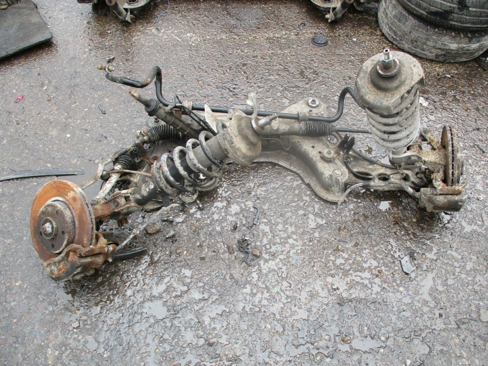 RENAULT TRAFIC 2.0 DCI 2014 MK2 COMPLETE FRONT AXLE LEGS HUBS CALIPER SUB FRAME