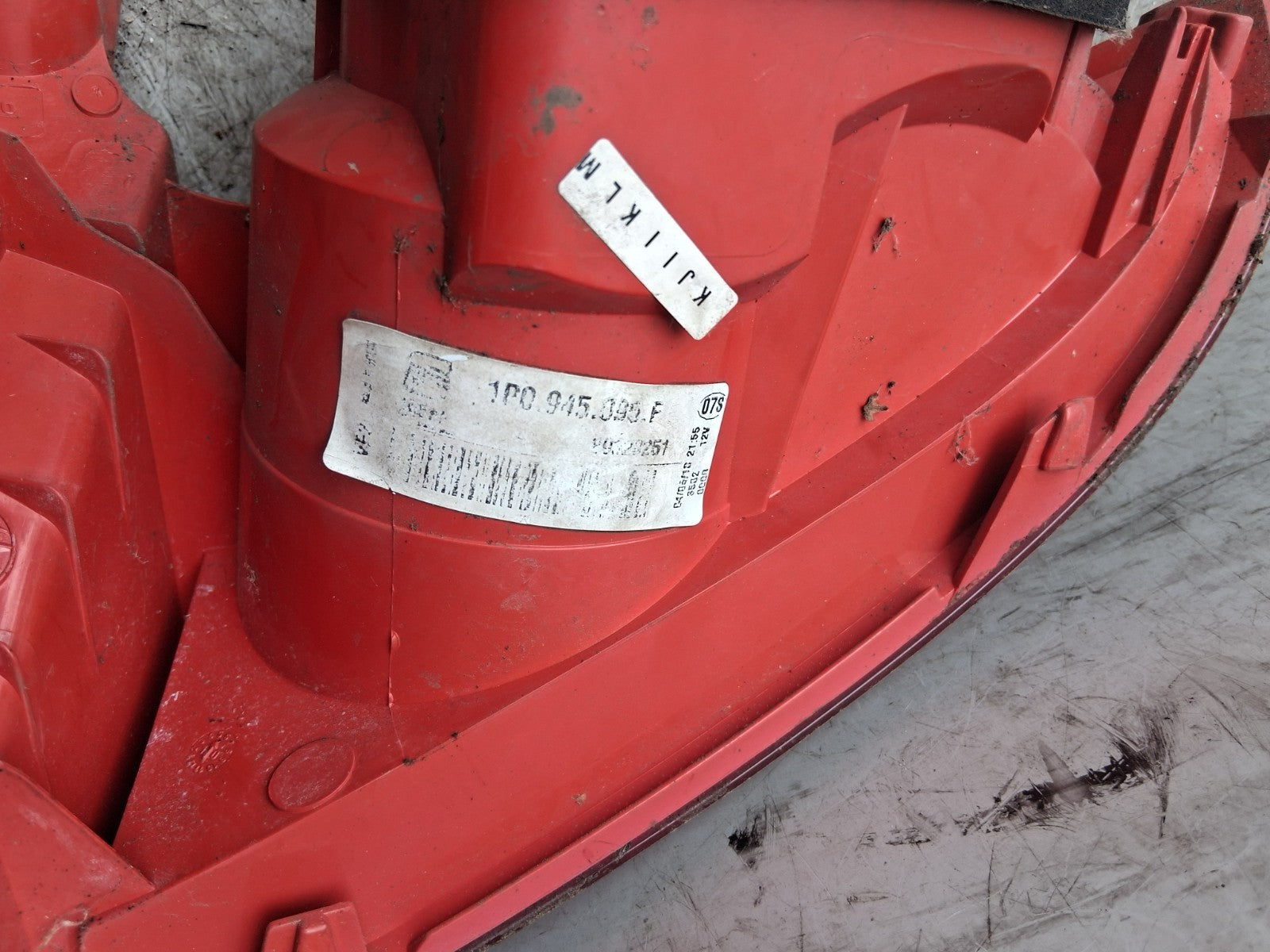 2010 SEAT LEON MK2 FACELIFT NSR PASSENGER SIDE REAR OUTER TAIL LGHT 1P0945095F