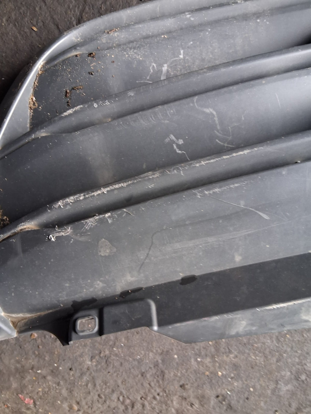 2023 MERCEDES SPRINTER W907 FRONT BUMPER WITH GRILL & BADGE GRILLE A9108852600