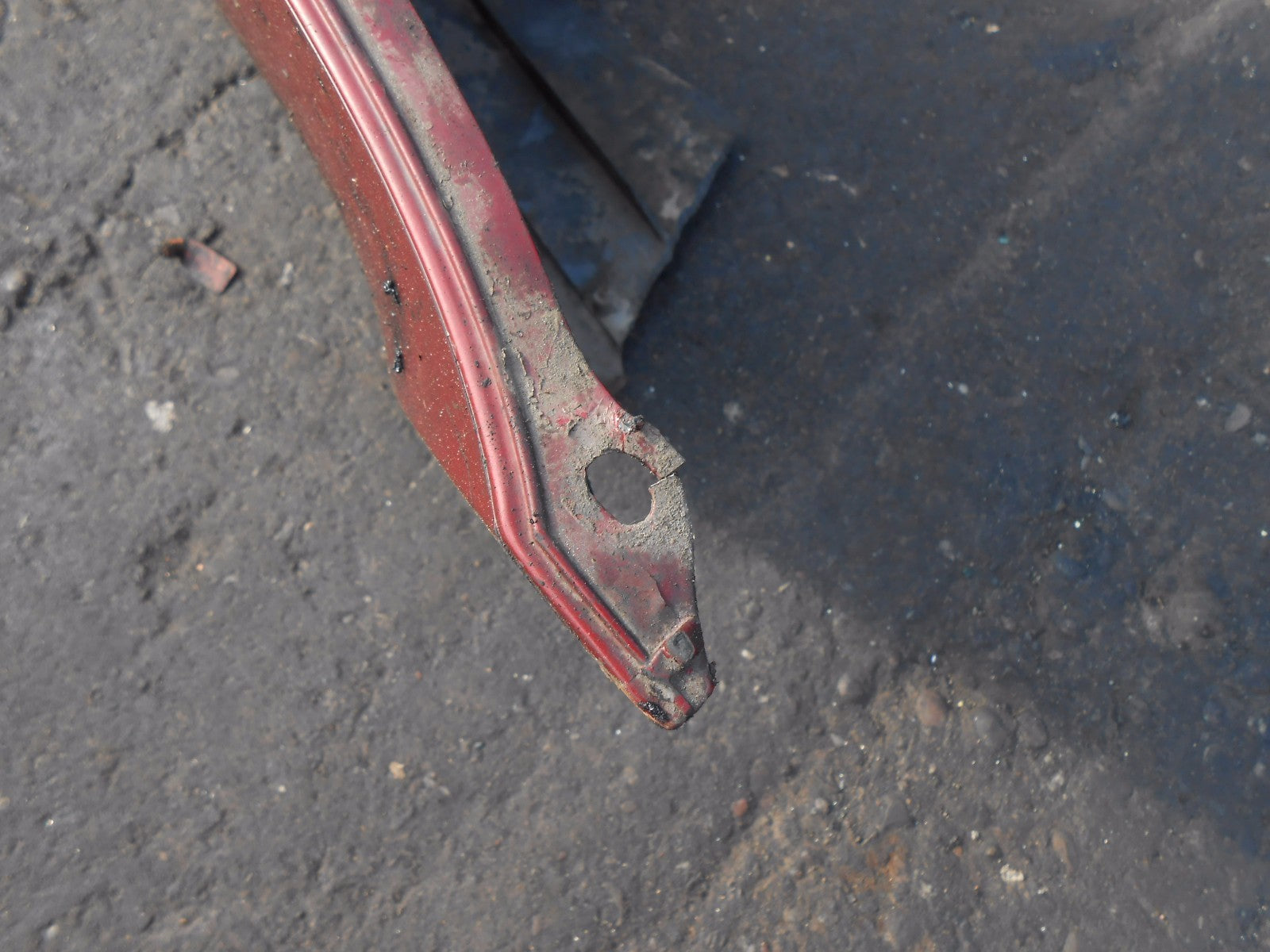 RENAULT LAGUNA 2005 2 MK2 ESTATE REAR BUMPER BURGUNDY RED