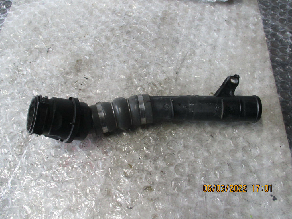 NISSAN JUKE 2013 MK1 INTERCOOLER HOSE PIPE 1085617S01