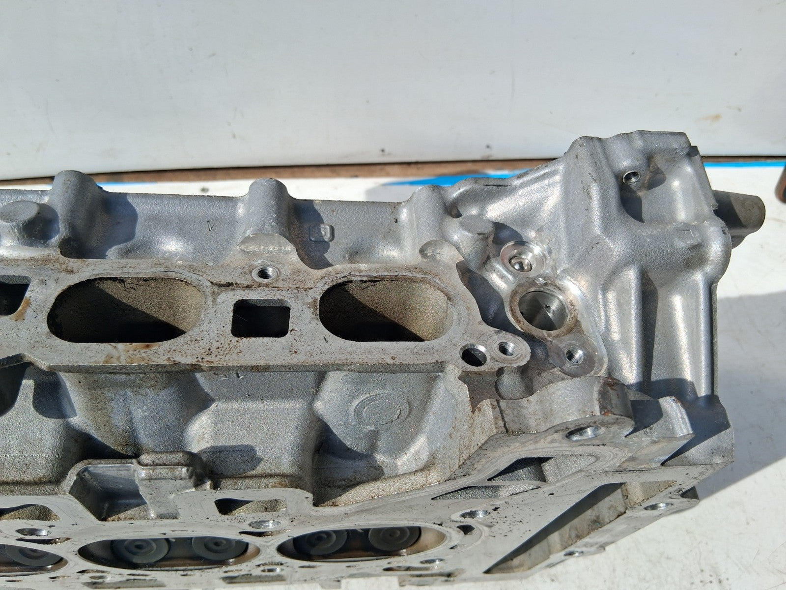 2021 CITROEN C4 MK3 1.2 PETROL ENGINE CYLINDER HEAD WITH VALVES 9810874110