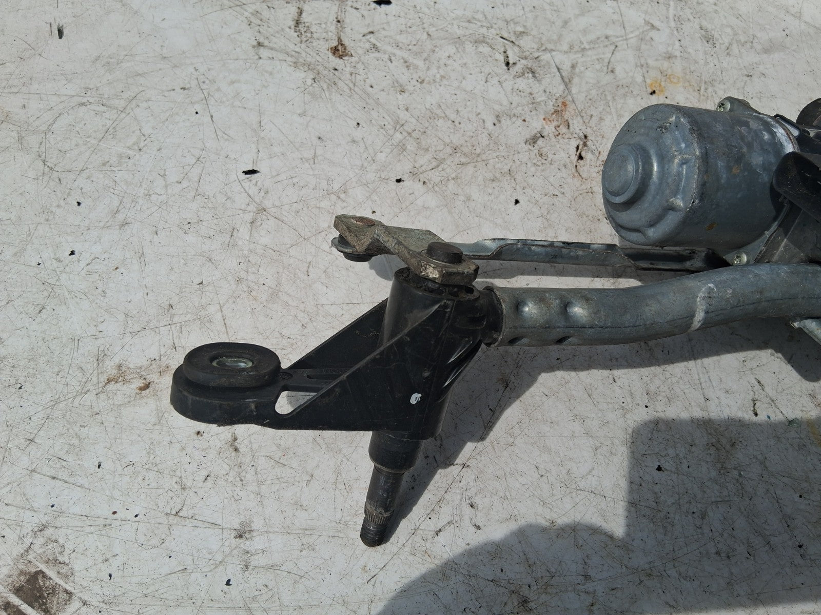 2021 FORD ECOSPORT FRONT WINDSCREEN WIPER MOTOR LINKAGE GN1517500BC