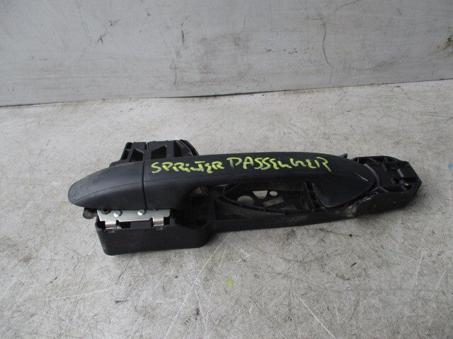 2020 MERCEDES BENZ SPRINTER W907 NSF PASSENGER SIDE DOOR HANDLE