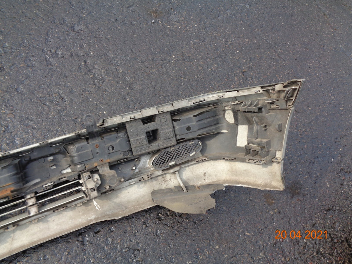 MERCEDES C CLASS 2002 COMPLETE FRONT BUMPER SILVER