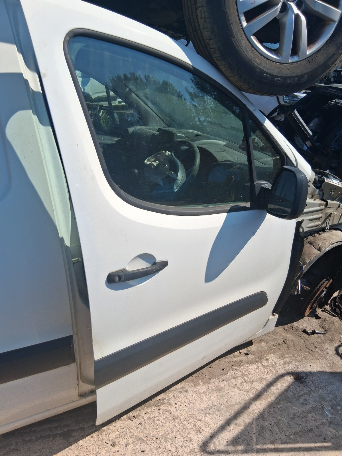 2015 PEUGEOT PARTNER MK2 OSF DRIVER SIDE FRONT RIGHT BARE DOOR WHITE