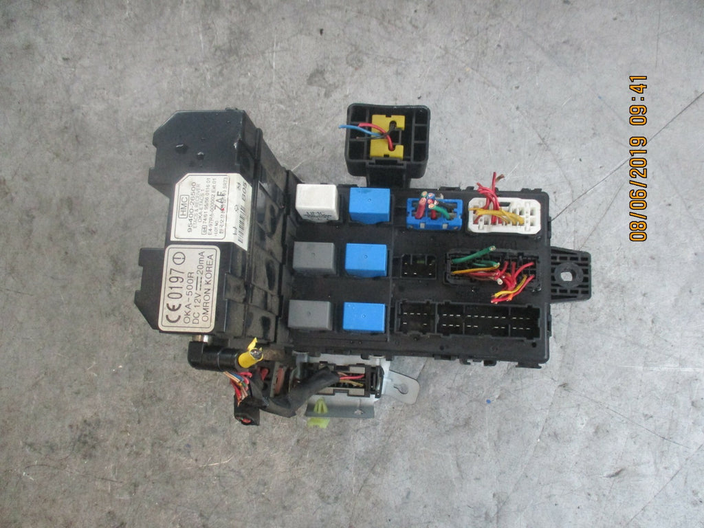 HYUNDAI SANTA FE MK1 FUSE BOX RELAY UNIT 9540026500