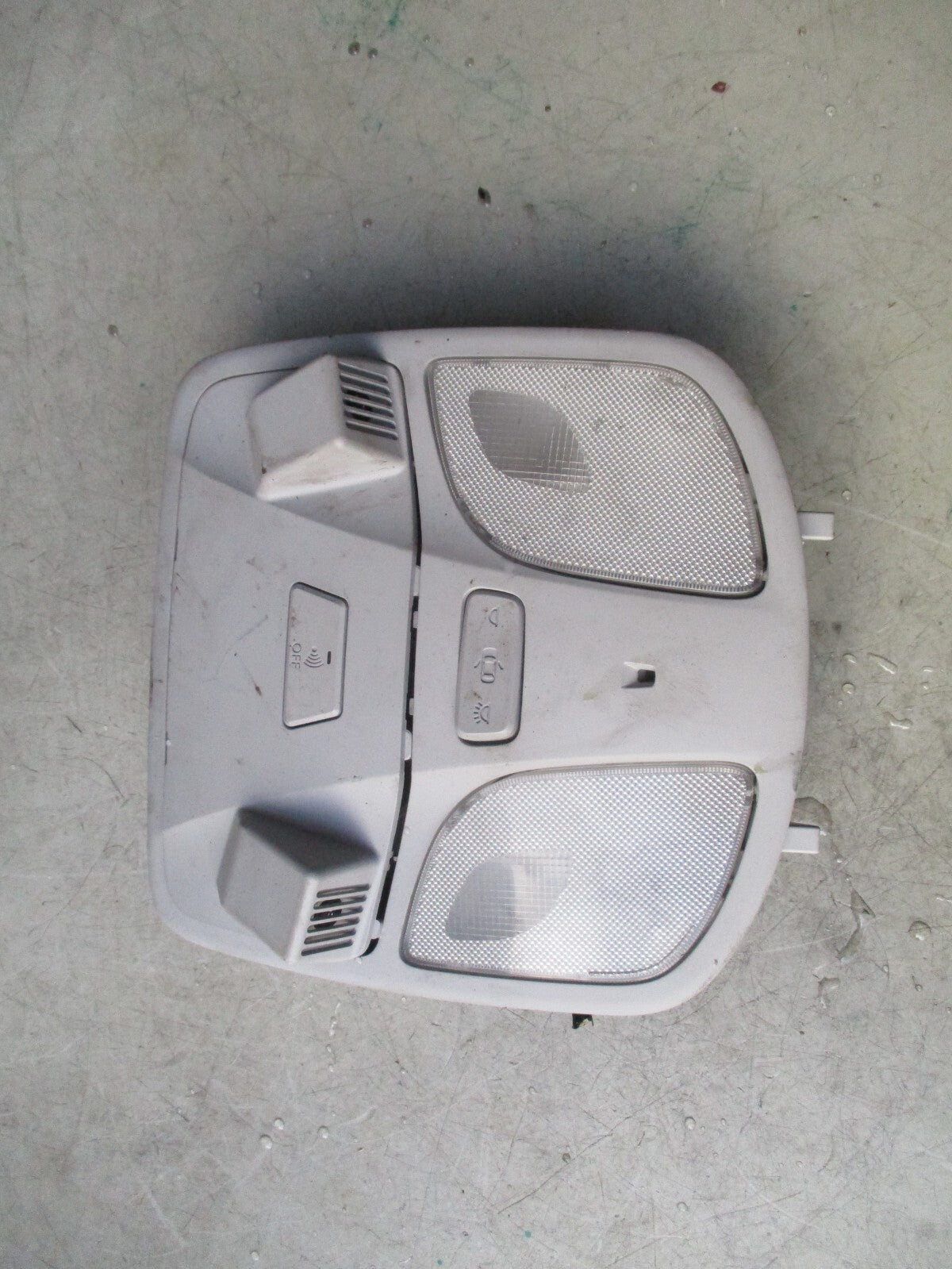 2012 HYUNDAI I40 1.7 DIESEL INTERIOR ROOF READING LIGHT