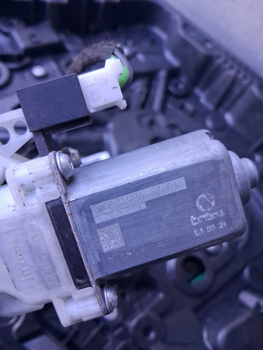 2021 MERCEDES A CLASS V177 OSF DRIVER FRONT WINDOW REGULATOR MOTOR & DOOR MODULE