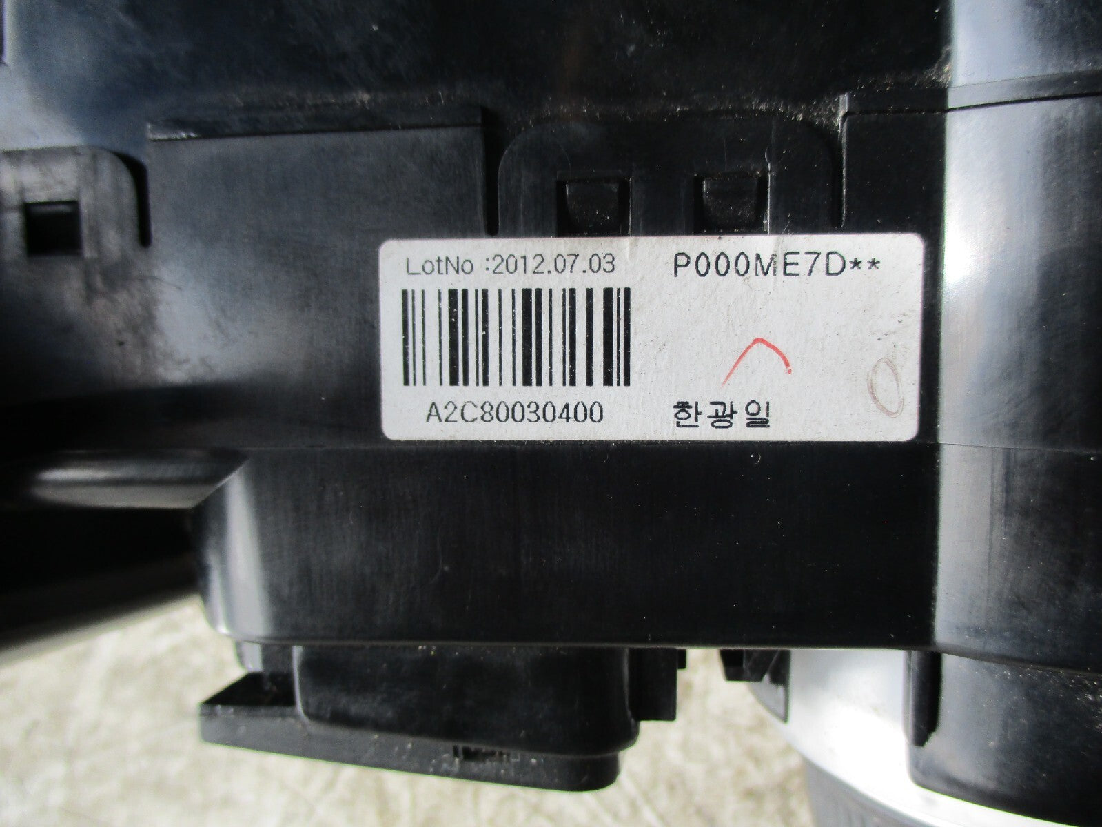 HYUNDAI I40 MK1 2012 HEATER CLIMATE CONTROL SWITCH PANEL 972503Z900