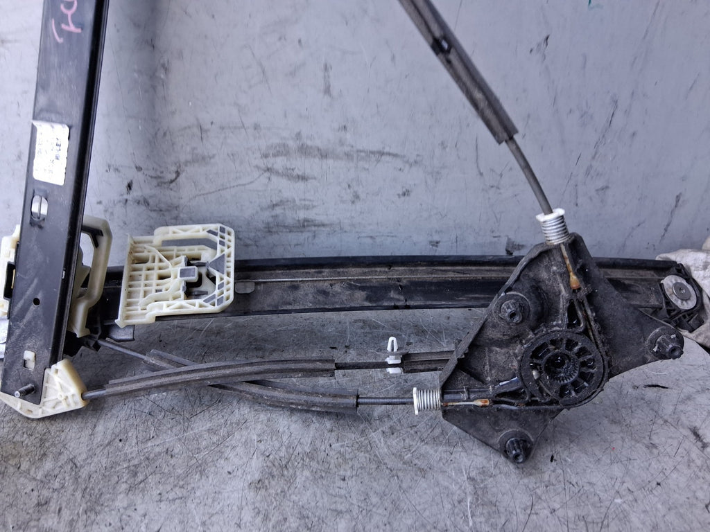 VW VOLKSWAGEN T CROSS 2023 NSF PASSENGER SIDE FRONT WINDOW REGULATOR 2GM837461C