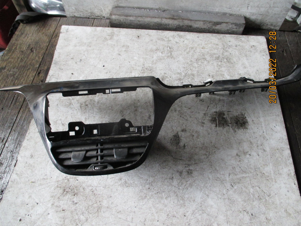 PEUGEOT 208 2016 MK1 CENTRE DASHBOARD TRIM SURROUND