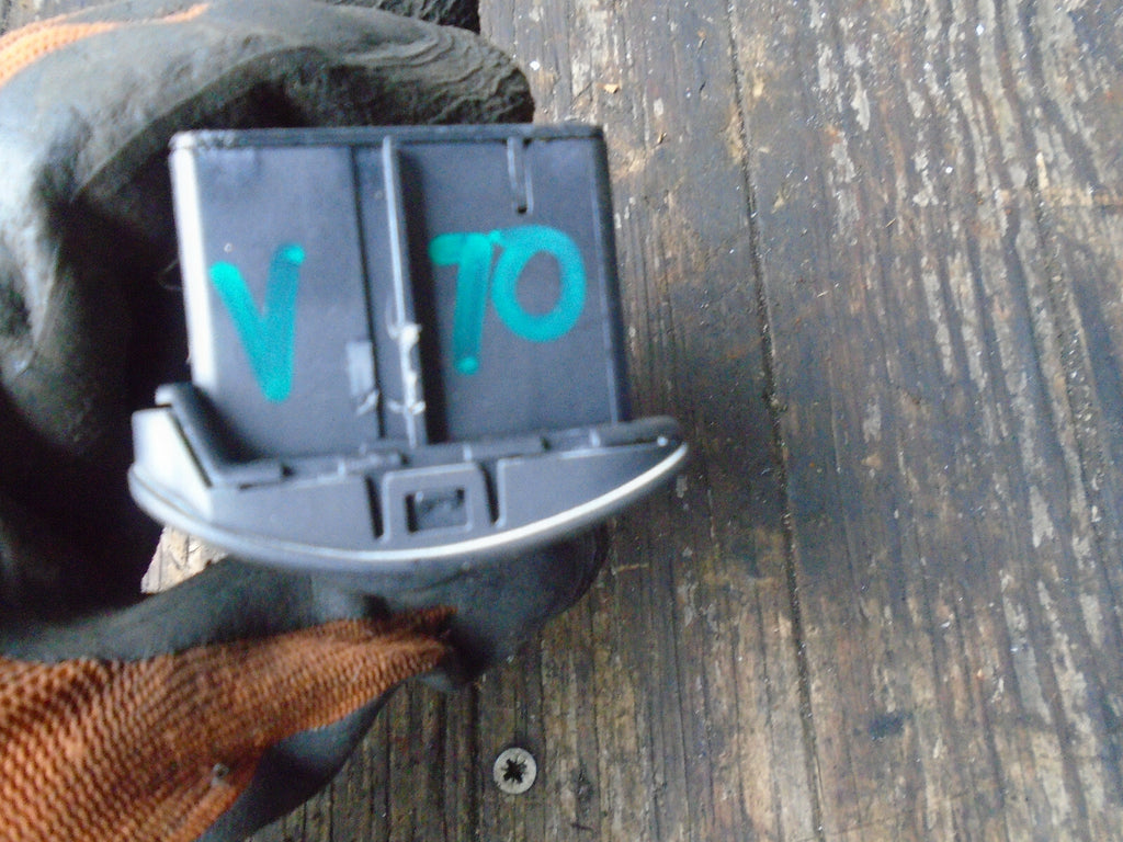 VOLVO V70 2008 MK3 HEADLIGHT CONTROL SWITCH 30739415