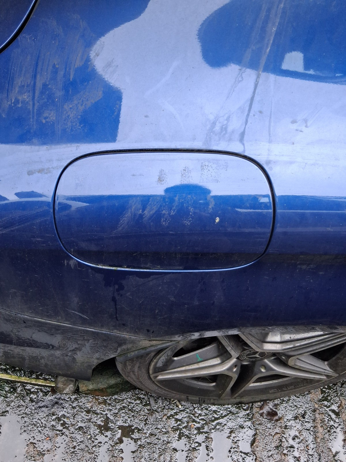 2021 MERCEDES C CLASS C205 COUPE AMG FUEL FLAP LID COVER BLUE