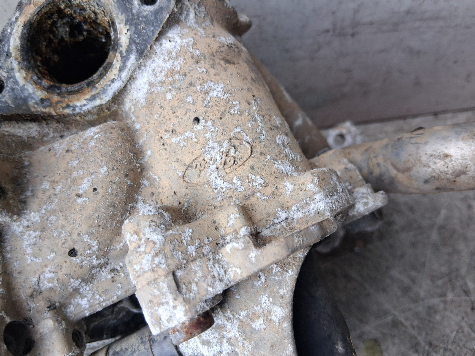 2021 FORD TRANSIT 350 MK8 2.0 DIESEL EGR VALVE WITH COOLANT PIPE 516939