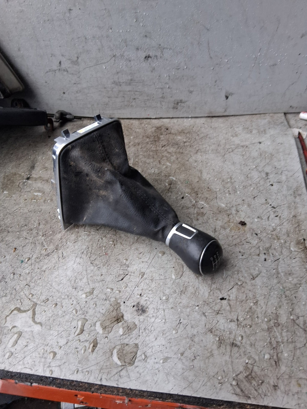 2016 VOLKSWAGEN VW GOLF SPEED GEAR KNOB 5G2711113C