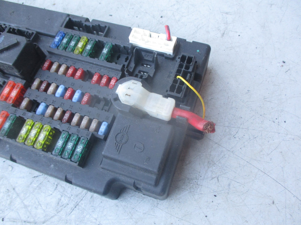 BMW MINI ONE FUSE BOX CONTROL MODULE 3453737-01
