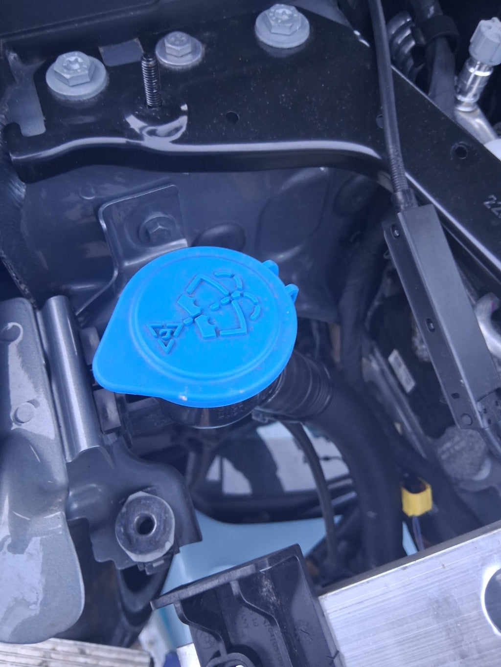 2024 BMW 2 SERIES F44 COUPE M SPORT 1.5 PETROL FRONT WINDSCREEN WASHER BOTTLE
