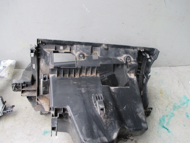 2015 RENAULT TRAFIC X82 MK2 DASHBOARD GLOVE BOX STORAGE COMPARTMENT 681086447R