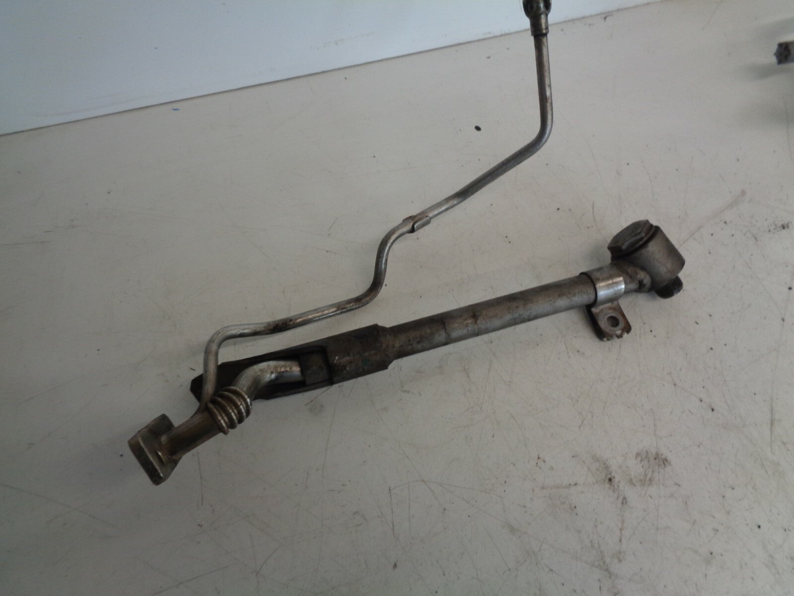 VW VOLKSWAGEN TOURAN 2012 2.0 TDI OIL RETURN PIPE 03L145535D