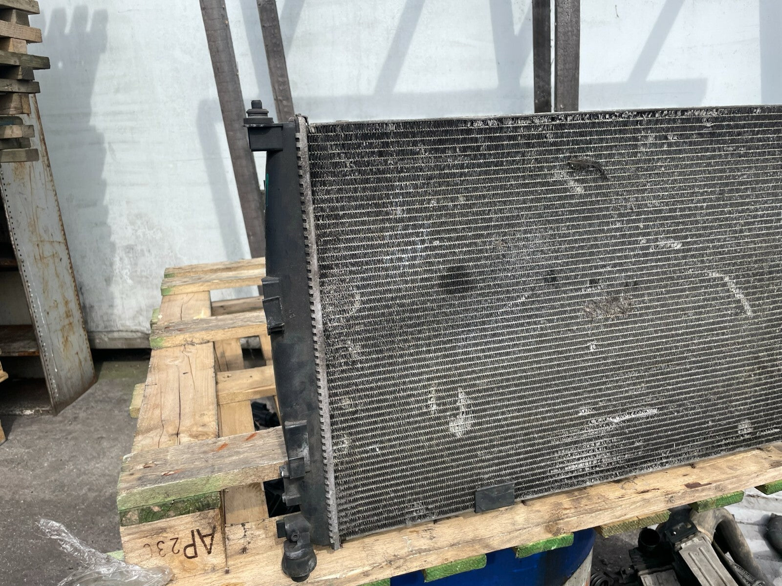 2010 NISSAN QASHQAI 1.5 DIESEL WATER COOLANT RADIATOR 21410 JD70B R49