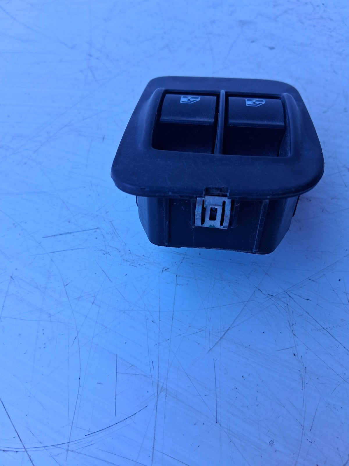 2015 FIAT FIORINO OSF DRIVER SIDE FRONT WINDOW CONTROL SWITCH