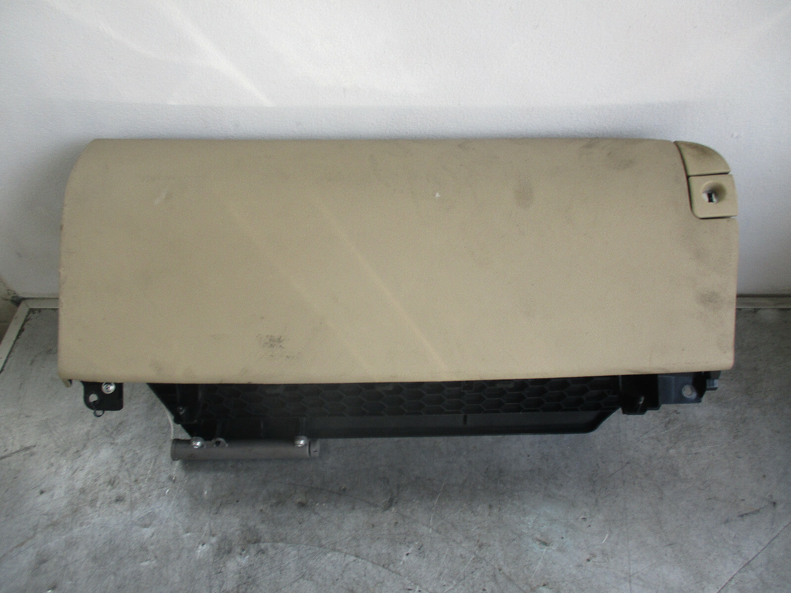 LEXUS IS XE20 NS PASSENGER SIDE GLOVE BOX 13239286