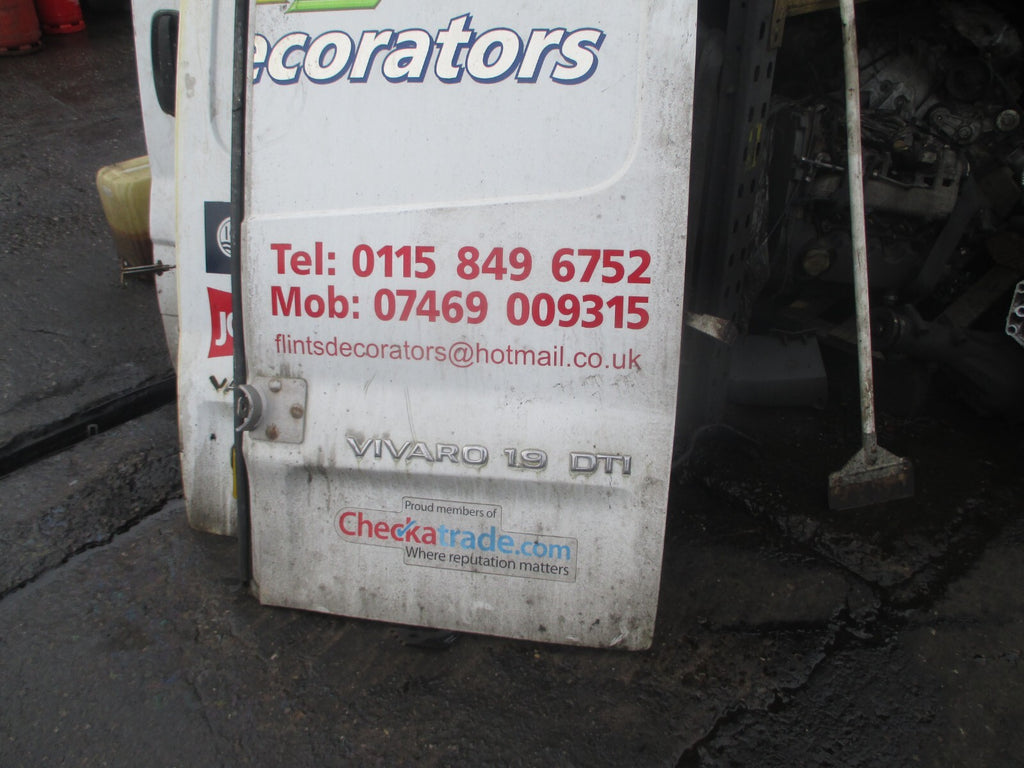 VAUXHALL VIVARO MK1 2002 OSR DRIVER SIDE REAR COMPLETE DOOR WHITE