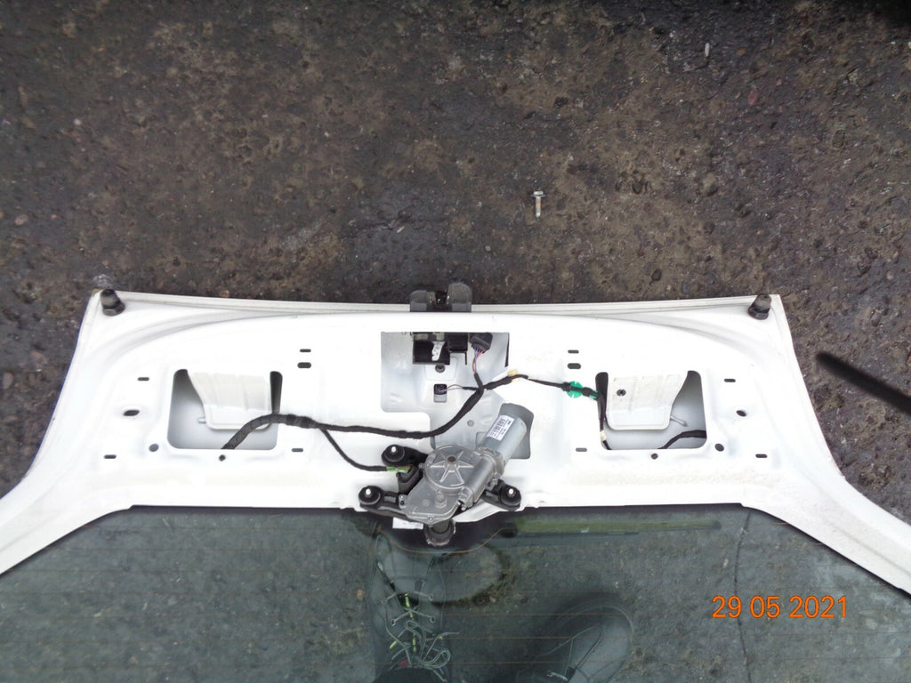 SKODA CITIGO 2016 COMPLETE TAILGATE BOOT LID WHITE LB9A BOOT REAR PANEL WIPER